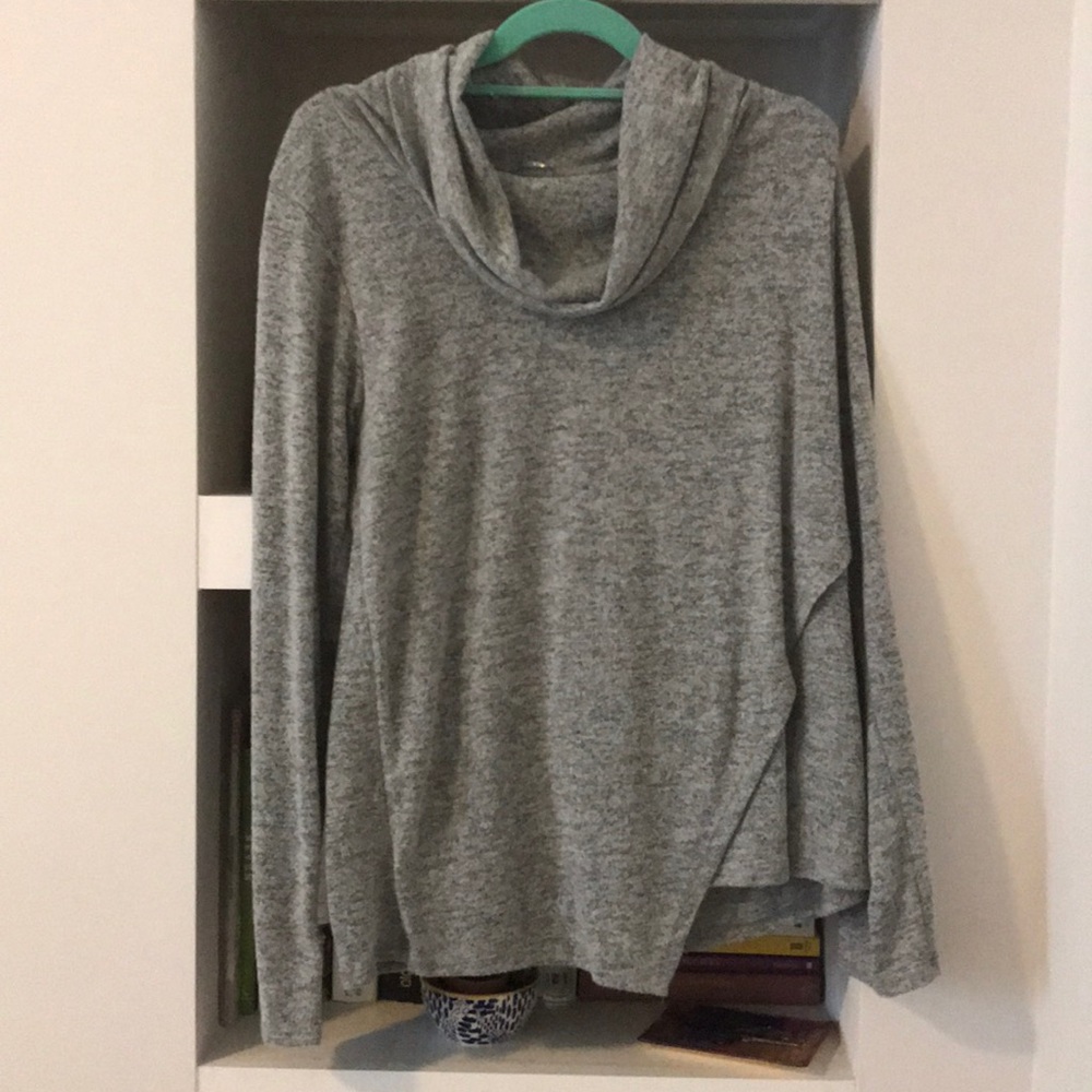 Long sleeved, soft gray shirt